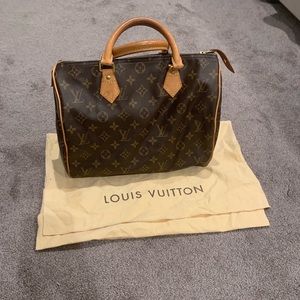 LOUIS VUITTON Monogram Speedy 30